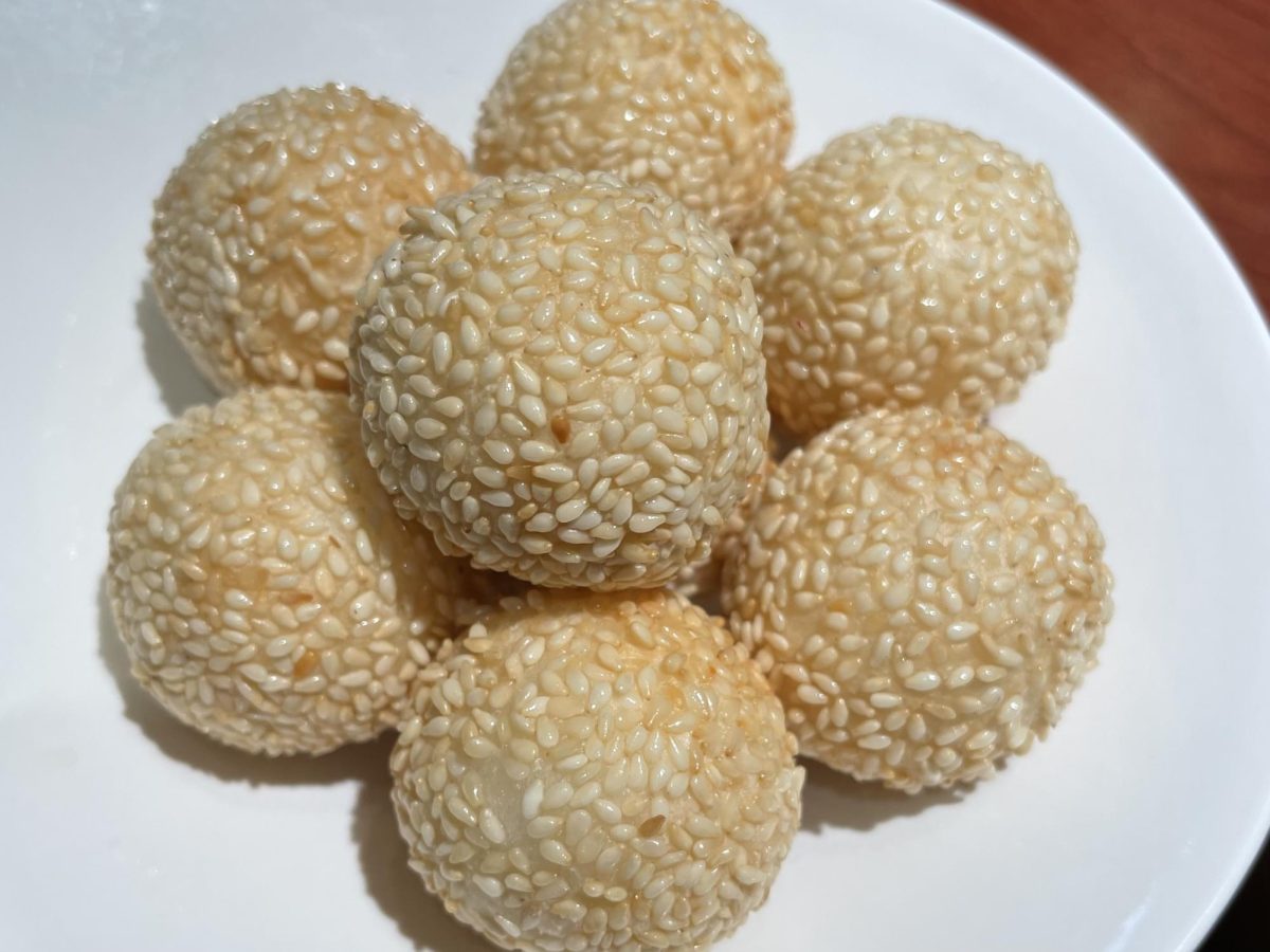 Fried sesame balls.