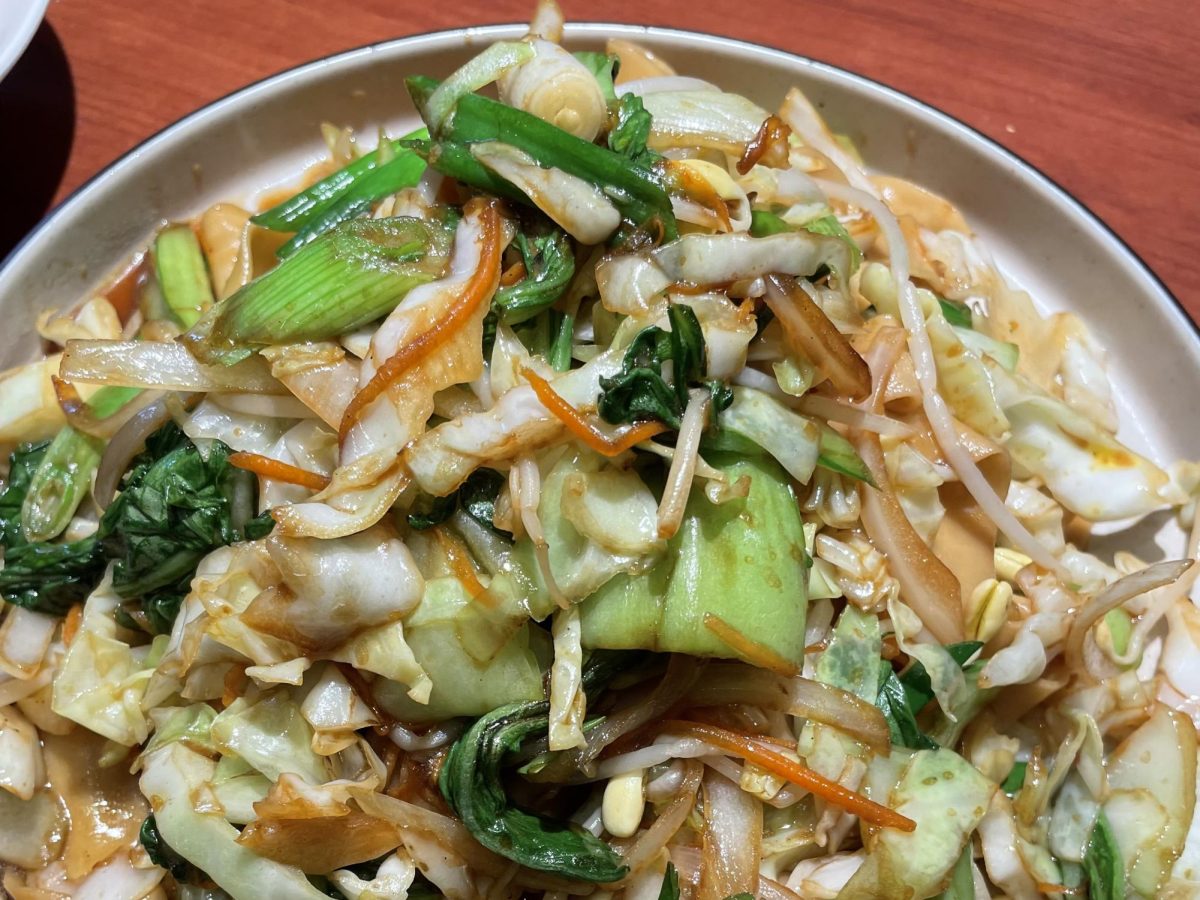 Vegetable fried noodles.